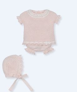 Traje 3 piezas corto con gorro bolillo cinta crepe de Mac ilusion